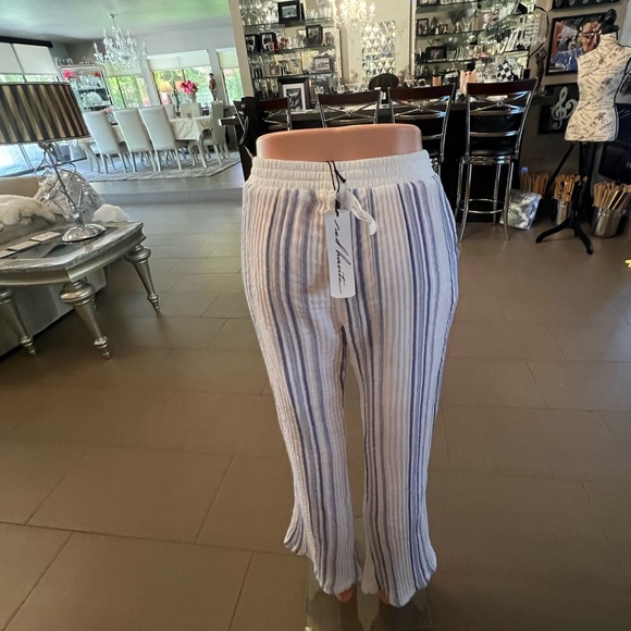 🆕 ❤️🔥Red Haute Wide Leg Pant - Picture 6 of 11